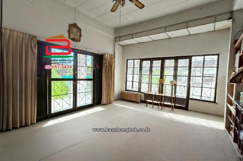 ที่ดินพร้อมสิ่งปลูกสร้าง งามวงศ์วาน 3 แยก 10, งามวงศ์วาน 9 แยก 13 เนื้อที่ 107 ตร.ว ตำบลบางกระสอ อำเภอเมืองนนทบุรี นนทบุรี 9