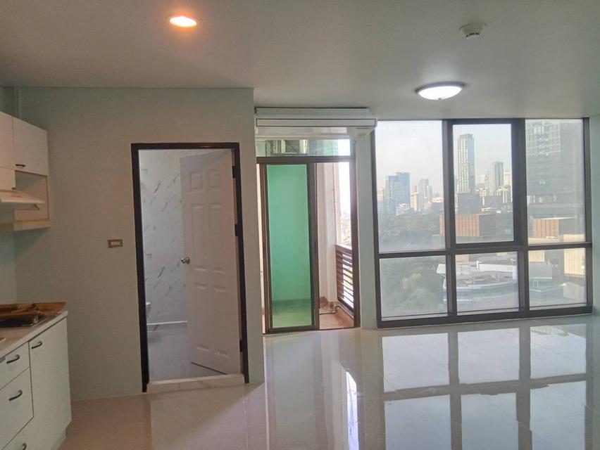 ขายให้เช่าคอนโดลุมพินี พาร์ควิว กรุงเทพ 40 ตรม. ราคา 6.7 ล้านบาท ค่าเช่า 18,000 บาท ต่อเดือน 2