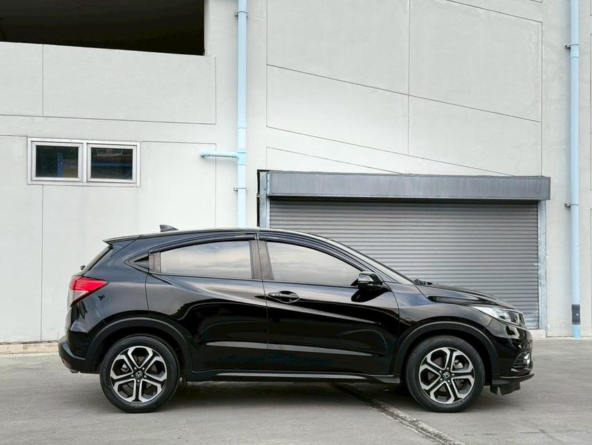HONDA HRV 1.8E 2018 สีดำ MINOR CHANGE มือเดียว ไมล์น้อย  3