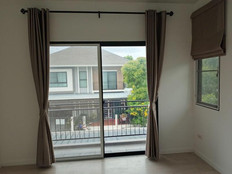 ขายแฝดสไตล์บ้านเดี่ยว หลังริมด้านใน รีโนเวทใหม่ Jvilla sena รังสิตคลอง1 ในโครงการเสนาอเวนิวรังสิต คลอง1 ธัญบุรี. ปทุมธานี 10