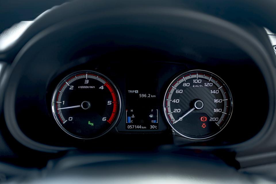 Mitsubishi Tritin 2.4GT ปี20 9