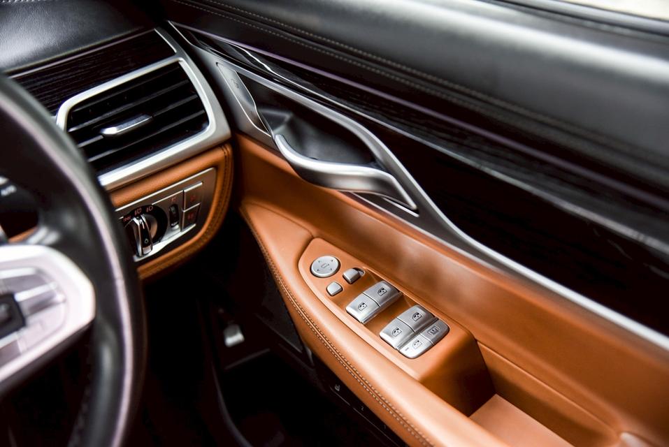 รหัสรถ CBL1406 BMW 730Ld 3.0 M Sport G12 AT 2019 18