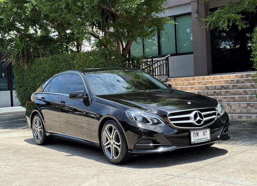 2016 BENZ E 200 EDITION E รถออกศูนย์ BENZ THAILAND รถวิ่งน้อย เข้าศูนย์ตามระยะ รถไม่เคยมีอุบัติเหตุครับ
