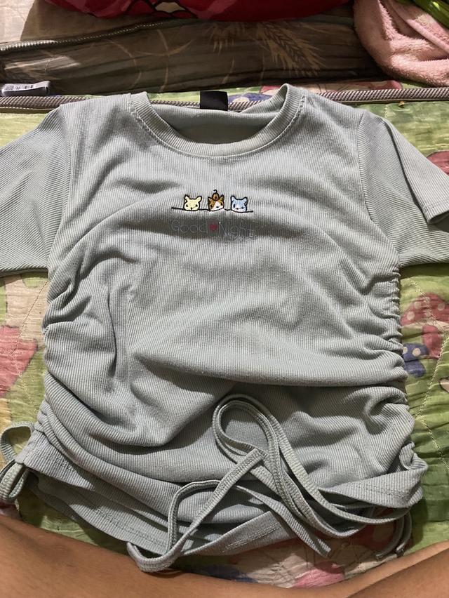 เสื้อ