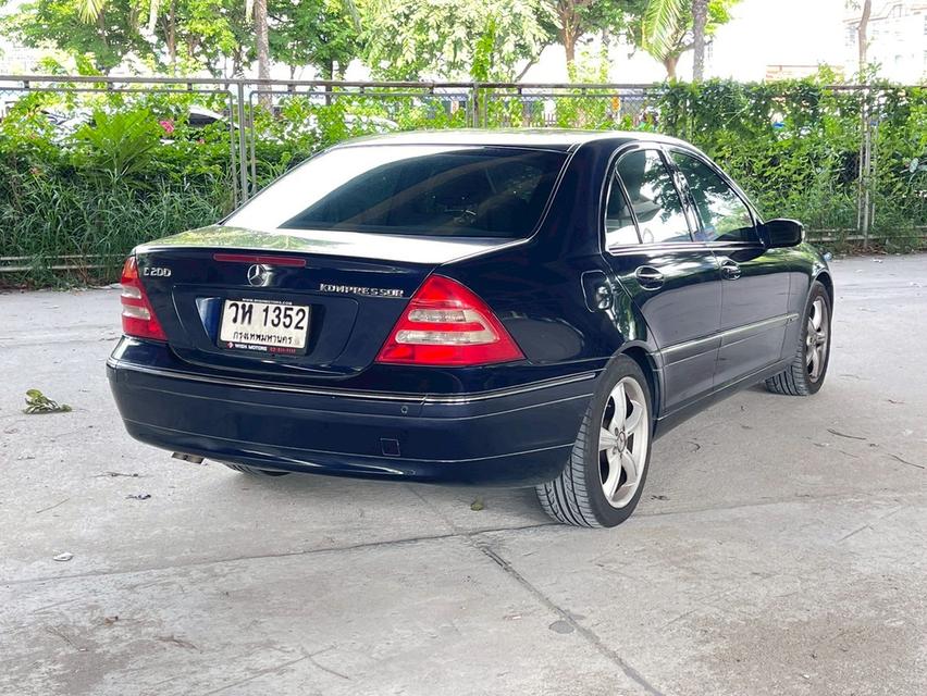 รหัสรถ WMT1352 Benz C200 2.0 Kompressor ปี 2003