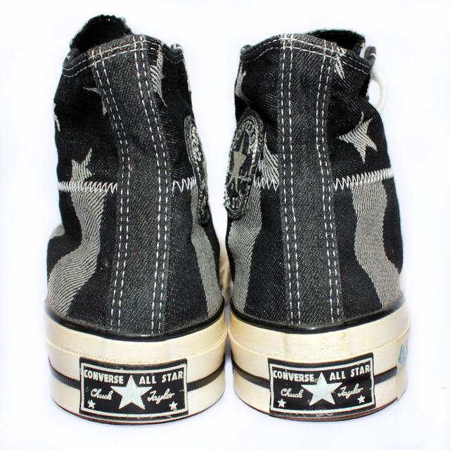 CONVERSE ผ้าใบหุ้มข้อมือสอง ลายขาวสลับดำ สภาพเหมือนใหม่ จัดส่งฟรี!!! เก็บปลายทาง 6
