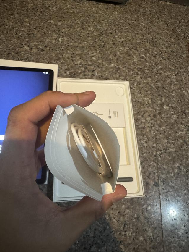 ขายSamsungTabS9FEสีGray128กิ๊กLTEใส่ซิมได้ยกกล่องอุปกรยังไม่แกะใช้งานดีทุกๆฟังชั่นถูกๆ 8