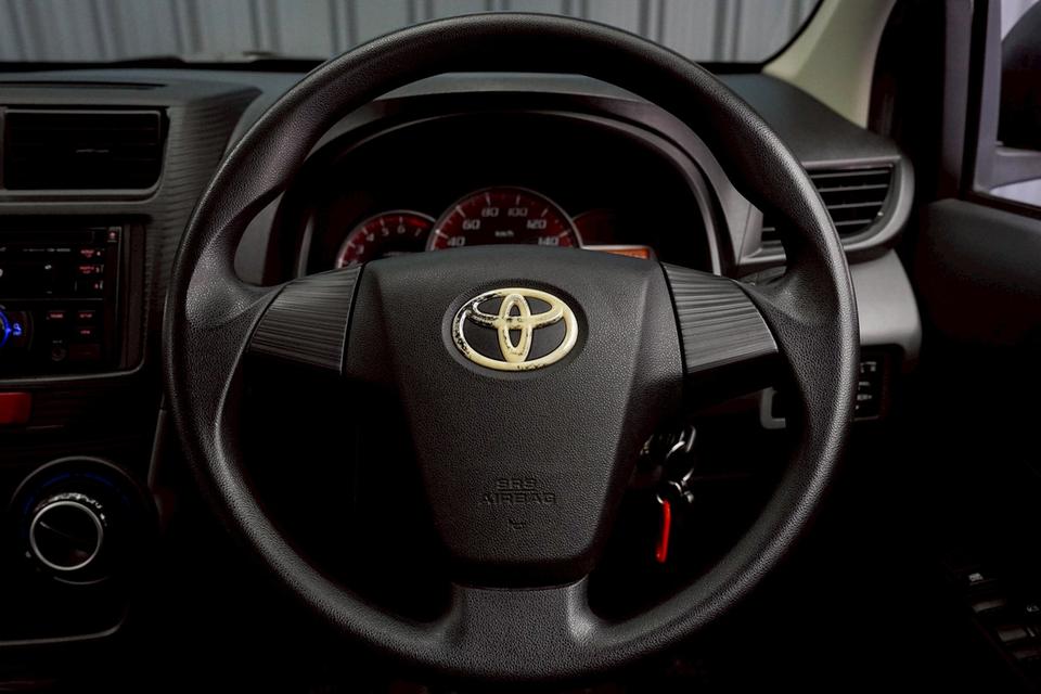 TOYOTA AVANZA 1.5 G AT ปี 2011 จด 2012 สีเทา ไมล์ 46,xxx km. 8