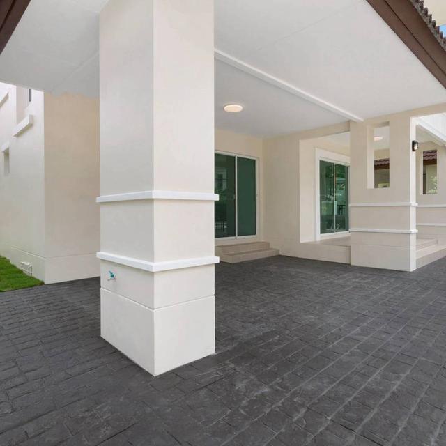 หมู่บ้านเซนโทร รัตนาธิเบศร์ CENTRO บ้านเดี่ยว 2 ชั้น ตกแต่งใหม่พร้อมอยู่ มีพื้นที่รอบบ้าน (ใกล้กับวัดสวนแก้ว และแยกบางพลู) ใกล้รถไฟฟ้าสายสีม่วง 3