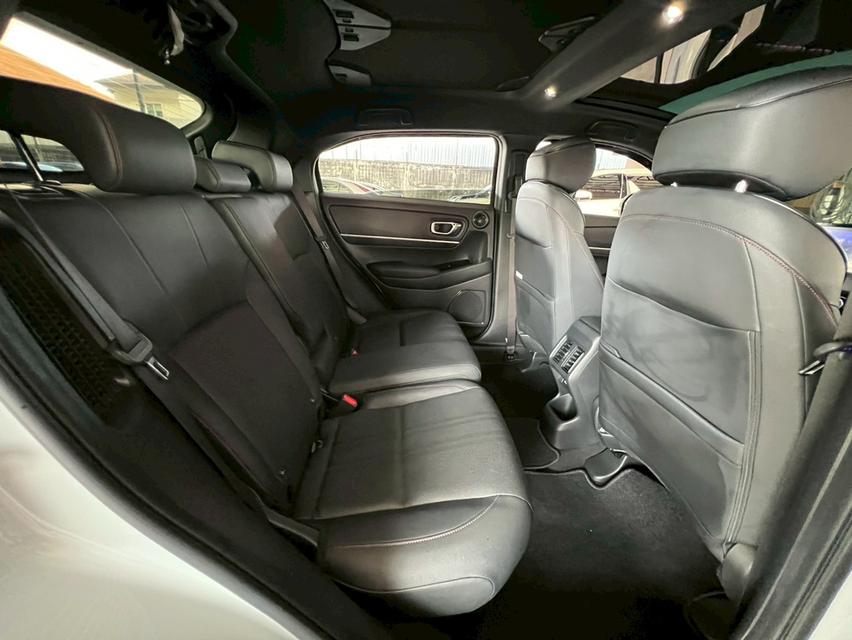 ปี 2022 HONDA HRV, 1.5 RS eHEV โฉม ปี21-ปัจจุบัน  สีขาวมุกเซรามิค Premium Sunlight Ceramic 16