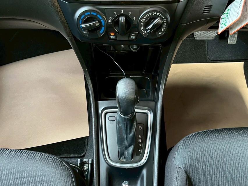  Suzuki Ciaz ตัว GL ปี2023 เครื่องยนต์เบนซิน เกียร์AUTO ไมล์แท้ 100%คะวิ่งมาคะ15,xxxกว่ากิโลคะ  7