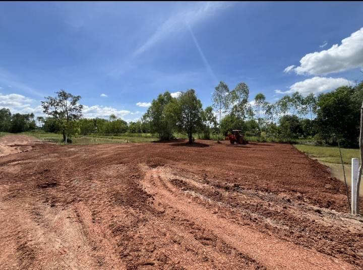 ขายที่ดินแถวคลองชลประทานใกล้สนามบินสกลนคร 4