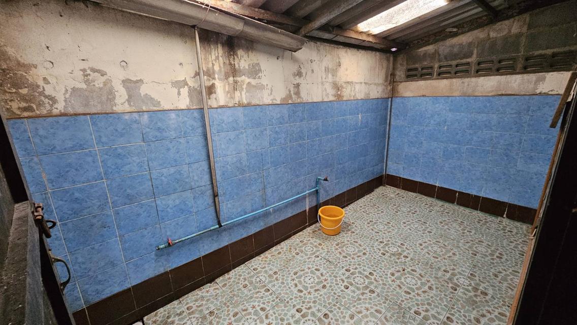 ขายทาวน์เฮ้าส์ 2 ชั้น มืองสอง 1.5 ล้าน หมู่บ้านเพชรเกษมธานี ถนนเศรษฐกิจ อ้อมน้อย กระทุ่มแบน สมุทรสาคร 6