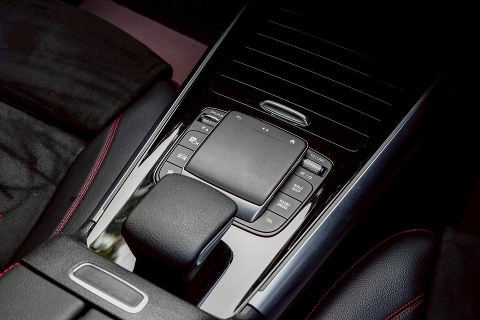 Mercedes-Benz GLA200 1.3 AMG Dynamic W247 AT 2022 รูปที่ 12