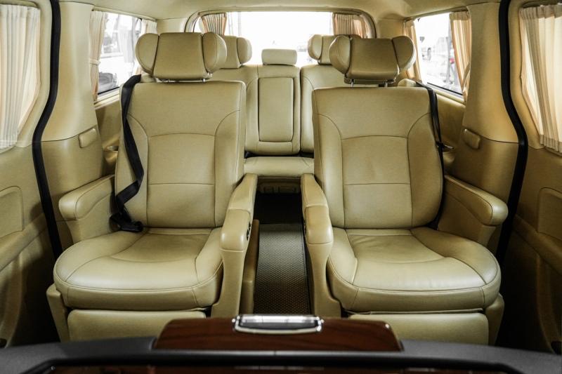 2019 HYUNDAI GRAND STAREX 2.5 VIP สีขาว ดีเซล ไมล์ 113602 กม. 14