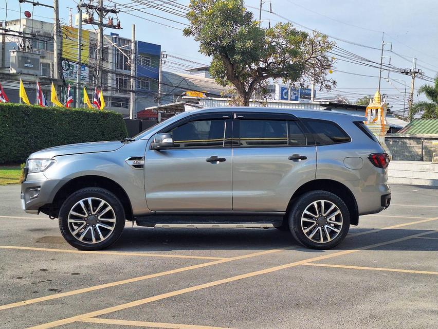 FORD EVEREST 2.2 TITANIUM ปี 2016  4