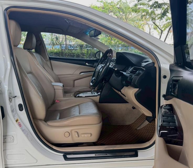 Toyota Camry 2.5 Hybrid DVD ปี 2013 รูปที่ 6