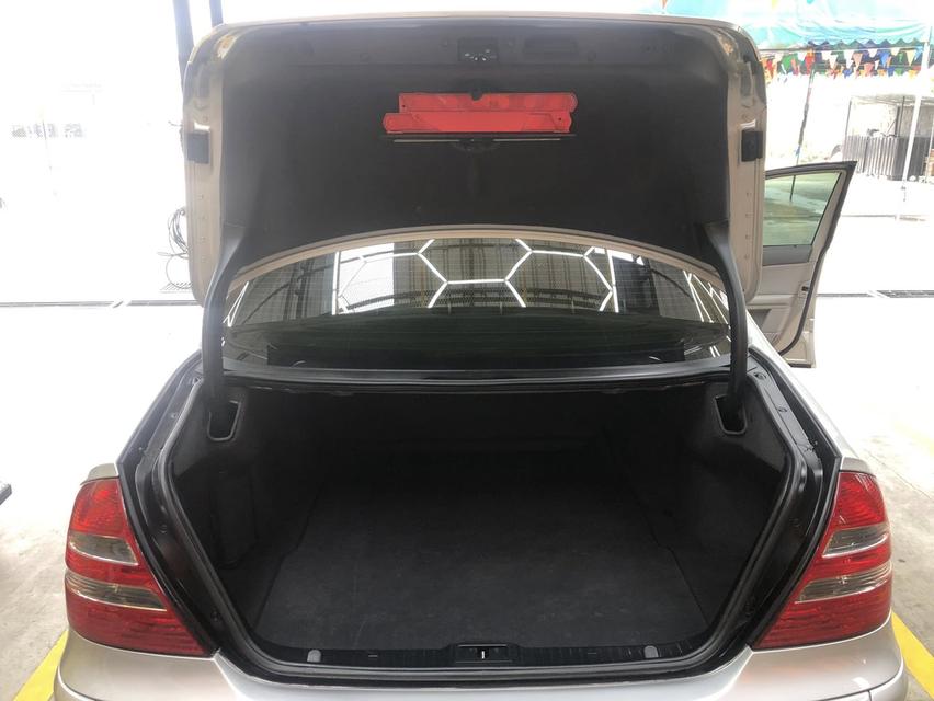 ฺBenz E220 CDI ดีเซล 16-20โล/ลิตร