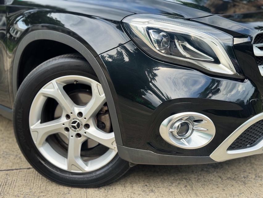 รหัสรถ AVA7995 ✨Mercedes Benz GLA200 Urban ปี 2018 W156 Facelift 10