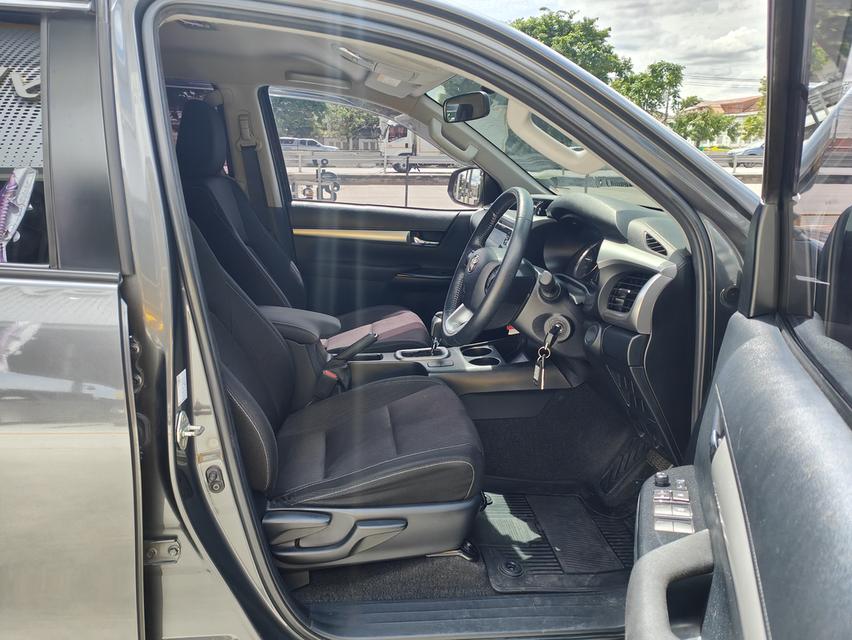 Toyota Revo 2.4 Mid Prerunner D-Cab AT  7