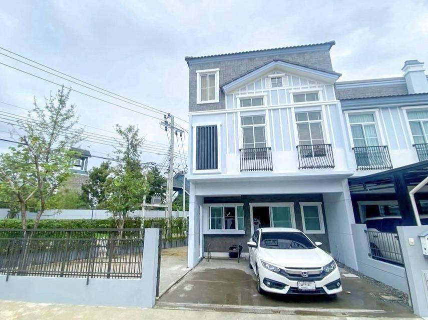 ให้เช่า อินดี้ บางนา–รามคำแหง2 ทาวน์โฮม 2.5 ชั้น แปลงมุม บรรยากาศเงียบสงบ เดินทางสะดวก ใกล้เมกาบางนา เฟอร์นิเจอร์ครบ พร้อมอยู่ 1