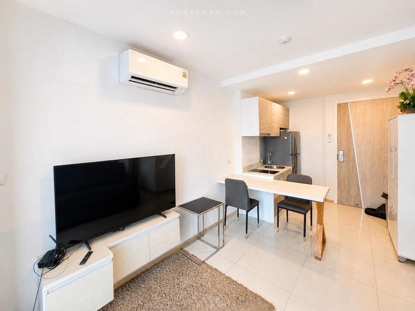 For Rent — Pool View Studio Condo at Acqua Condo JomtienStudio condo for rent at Acqua Condo Jomtien, located near Jomtien Night Market 14