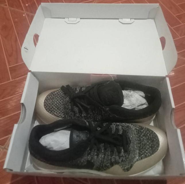 รองเท้า NIKE แท้100%