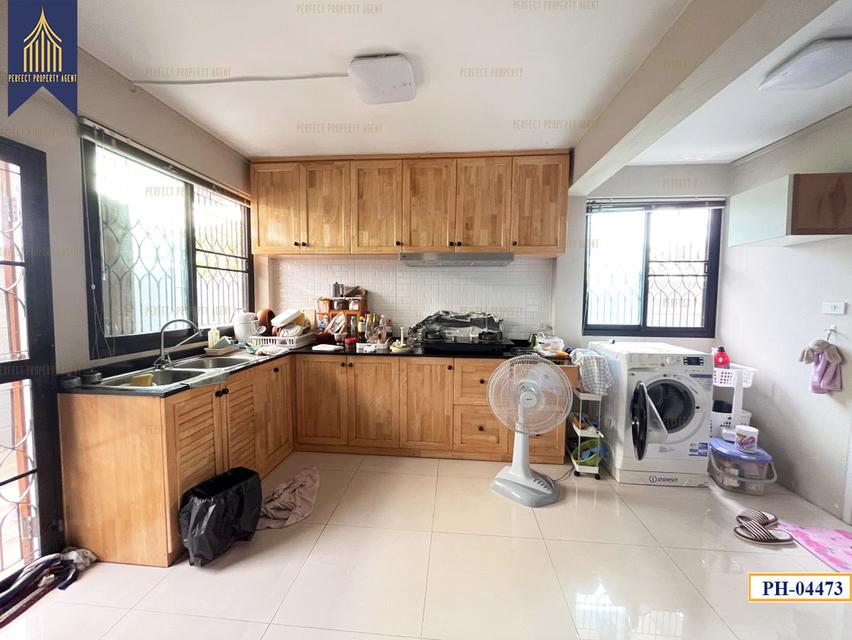 บ้านเดี่ยว 2 ชั้น ซอยเพชรบุรี พร้อมที่ดิน 57 ตารางวา