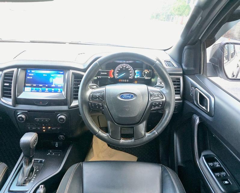 FORD RANGER Double cab Wildtrak 2.0L Bi-Turbo 4x2 10AT สีขาว ปี 2019 13