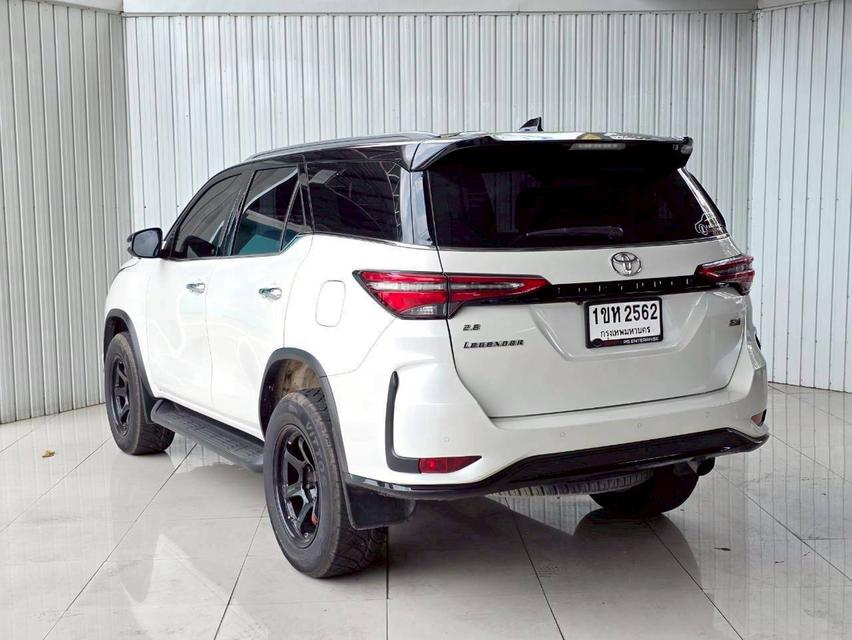 TOYOTA FORTUNER มือสอง ปี 2021 รูปที่ 11