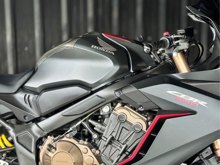 CBR650R 4