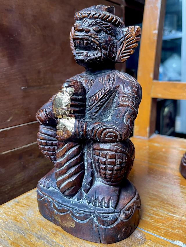 หนุมานไม้สักแกะสลัก หลวงพ่อดิ่ง วัดบางวัว หนุมานไม้โบราณ 5