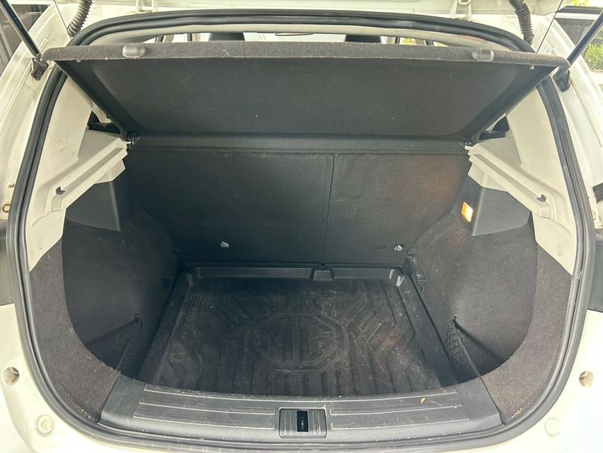 2019 MG ZS 1.5 X Sunroof AT รถสวย มือเดียว ป้ายแดง รูปที่ 19