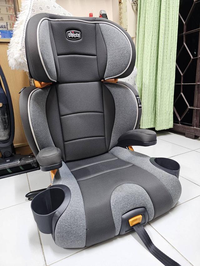CHICCO KIDFIT CAR SEAT คาร์ซีทบูสเตอร์ สำหรับเด็กที่กำลังเติบโต ส่งต่อสภาพดี ไม่มีตำหนิ (ของที่บ้านค่ะ)