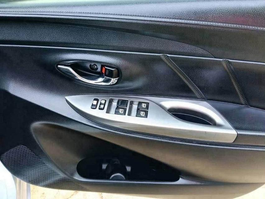 TOYOTA YARIS 1.2G 2014 จด 2016✨✨เก๋งรุ่นฮิต ตัวท็อป ราคาเบาๆ🚗 ✨ ✨ออกรถ 0️⃣ บาท🌟 ฟรีดาวน์ 🌟✅ฟรี พรบ ✅ ภาษี ✅ค่าโอน🚘 ราคา 219,000 บาท รูปที่ 7