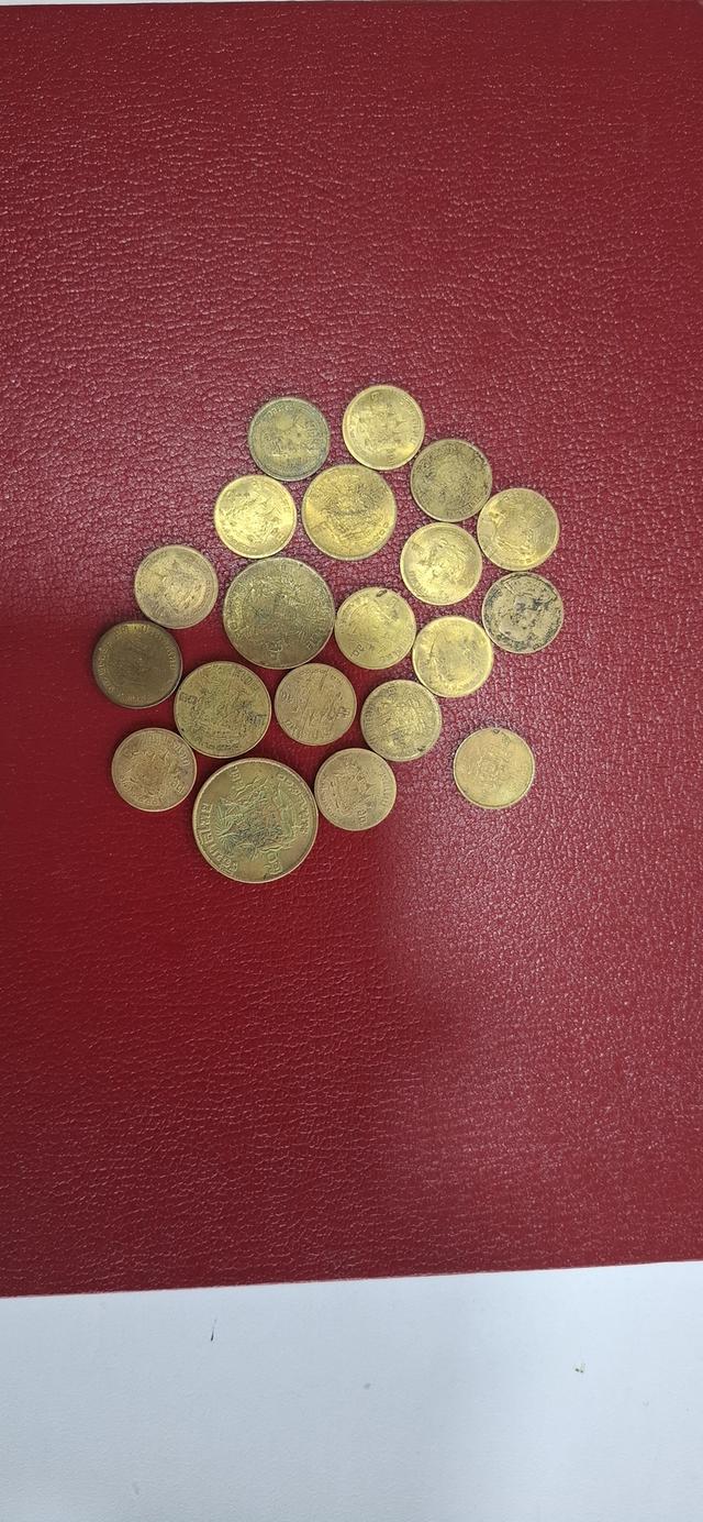 มุมสะสม. รวม เหรียญโบราณ ร.9 เหรียญ1บาท 10รุ่น ราคา5บาท -60บาท เหมา ทักคุย โทร 0812361578 รูปที่ 3
