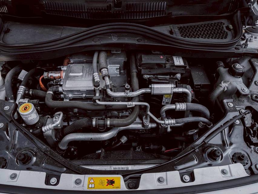 รหัสรถ 67GG5 🚗⚡ MINI Cooper SE 2025 โฉมใหม่ (Gen 5) 4