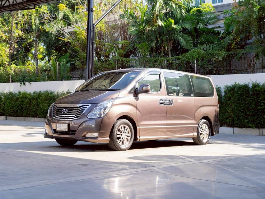 Hyundai H1 2.5Deluxe ปี16