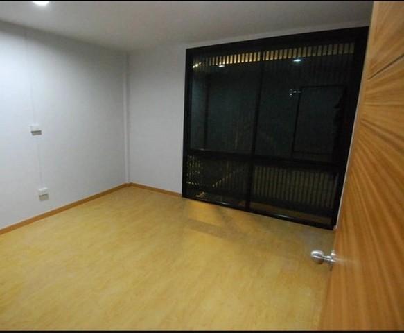 ให้เช่าบ้านเดี่ยว2 ชั้น 3 ห้องนอน 3 ห้องน้ำ แอร์ 5 จอดรถได้ 8 คัน สไตล์โมเดิร์น โชคชัย 4 5