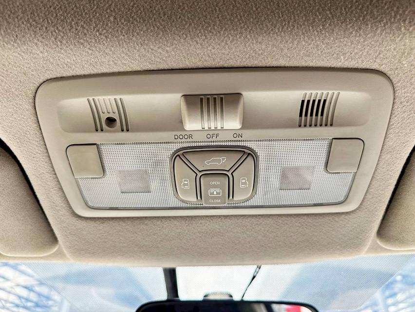 ขายรถ Toyota Estima 2.4Hybrid E-Four 4WD Wagon ปี 2009 สีดำ เกียร์ออโต้ รูปที่ 12