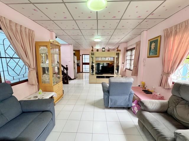 บ้านเดี่ยว รัตนาธิเบศร์ ใกล้รถไฟฟ้า 2 สาย รีโนเวทใหม่ทั้งหลัง มณียา ท่าอิฐ พร้อมอยู่ทันที ทำเลดี เหมาะสำหรับอยู่อาศัยหร 4