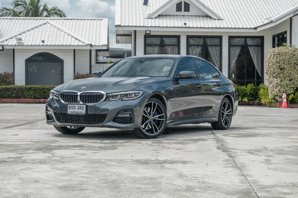 (แจ้งรหัสรถ CBL342) BMW 330e G20 2.0 M Sport AT 2021