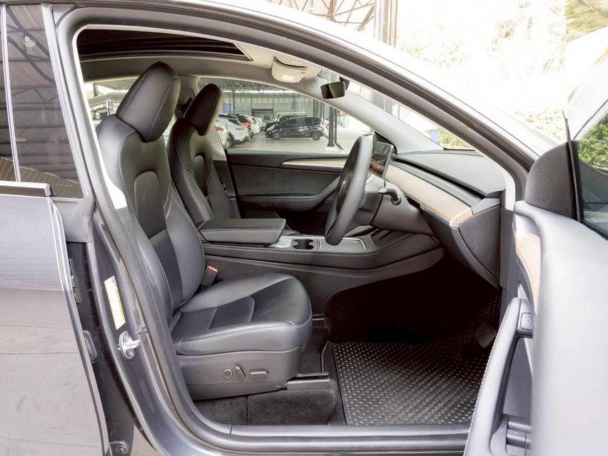 Tesla Model Y2 Long Rangerปี22 รูปที่ 13