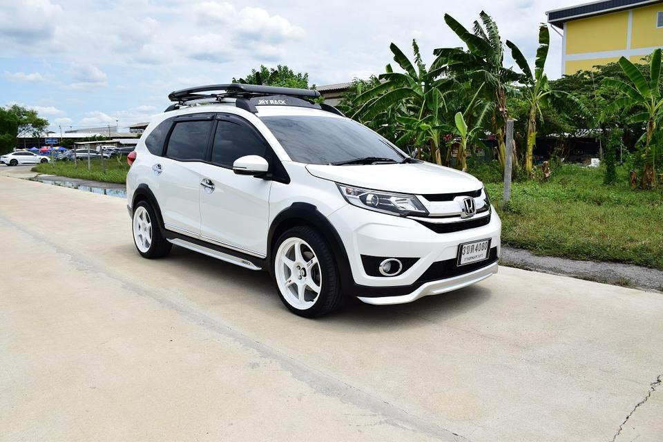 ออกรถแค่ 99 กับ HONDA BR-V ตัวท็ฮป รถครอบครัว 7 ทีีนั่งชุดแต่งรอบคัน เครื่อง150ccนิ่มๆ ช่วงล่างดี เบาะหนังแท้ 3 ตอน รับประกันหลังการขาย โทร 0957401229