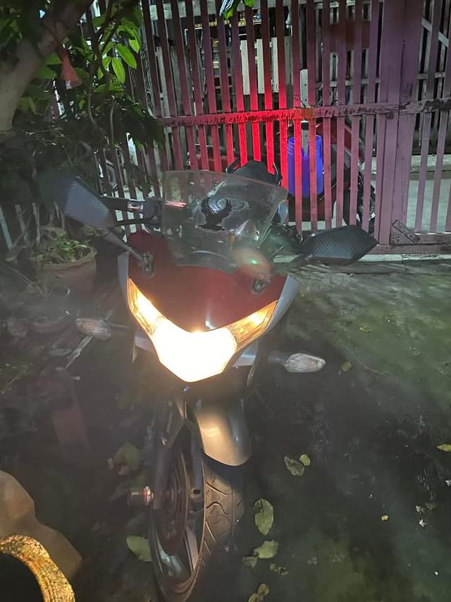 Honda CBR250ABS 4