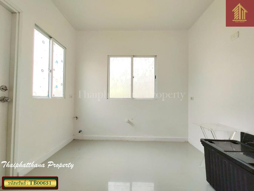 ภัสสร ไพร์ด ศรีนครินทร์-หนามแดง 13