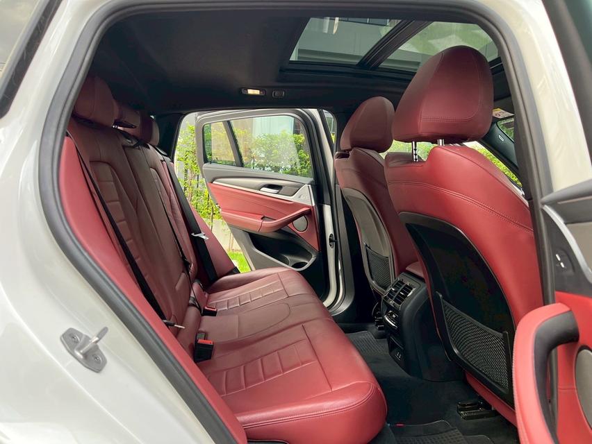 BMW X4 xDrive20d M Performance Edition  สีขาว Alpine White  ปี21 ดีเซ 15