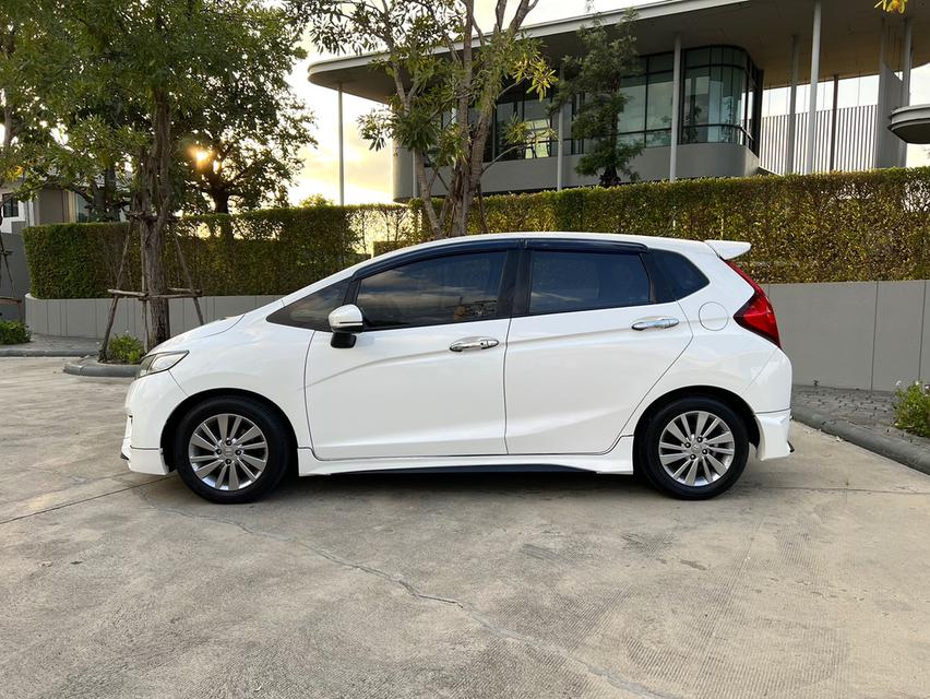 Honda JAZZ GK SV ออโต้ ปี2015 มือดเียว 6
