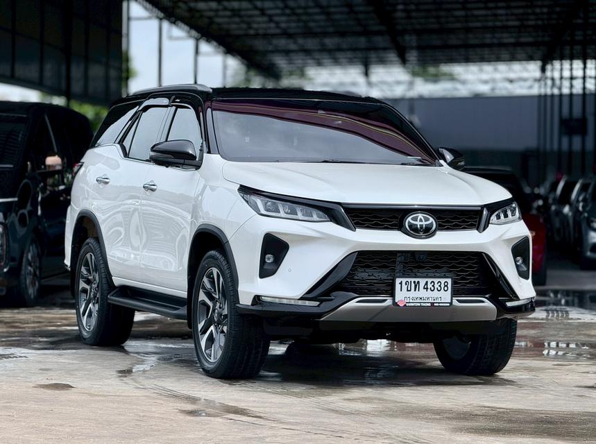 TOYOTA FORTUNER 2.8 LEGENDER BLACK TOP 4WD 2020