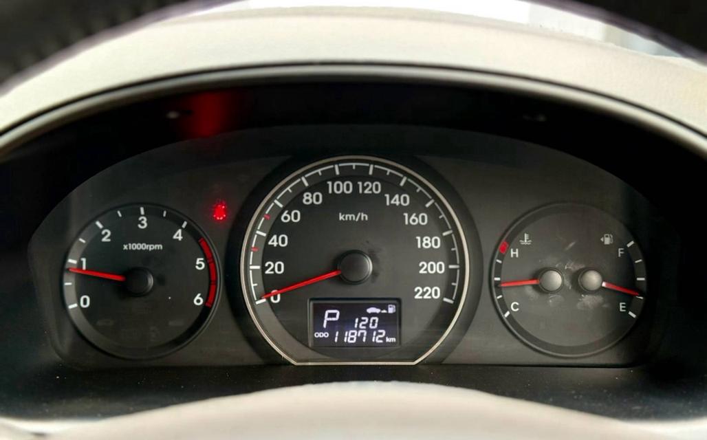 HYUNDAI GRAND STAREX 2.5 PREMIUM 2017Grand Starex Premium 11 ที่นั่ง ดีเซล 170HP หรู กว้าง นั่งสบาย รูปที่ 17
